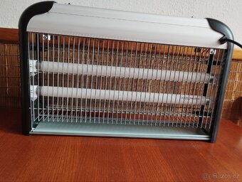 Lapač hmyzu s UV zářivkou IK206-2x15W/230V 80 m2 - 3
