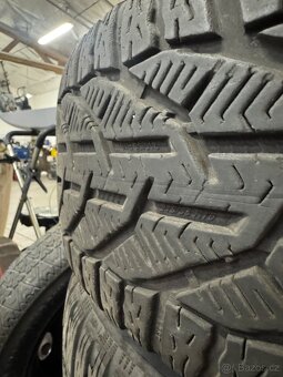 Sada disků s pneu - Zimní 215/55R16 - 3