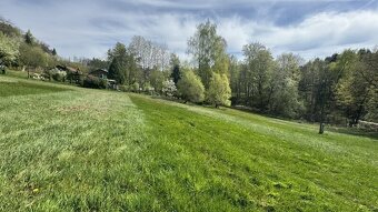 Prodej  stavebního pozemku 3156 m2 - 3