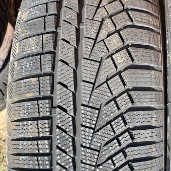 Nove Zimni pneu 225/50 R17 98V XL Sailun - 3