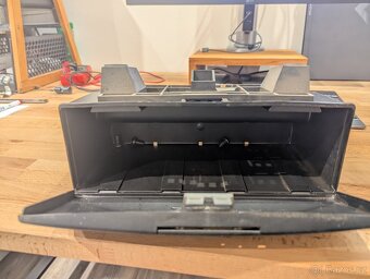 Úložný prostor pod sedadlo - BMW E46, E83, E53, E85, E86 - 3