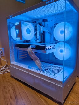 Herní pc - RX 6700 XT, Ryzen 5 3600, 2TB NVMe SSD, bílý - 3