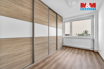 Prodej bytu 3+1 v Červeném Kostelci, ul. 17. listopadu - 3