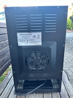 Vinotéka Philco PW 8 - 3