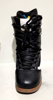 NOVÉ Snowboardové boty Vans Vel.: 42,5 a 42 - 3
