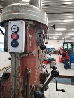 Sloupová vrtačka VS 32 A - 3