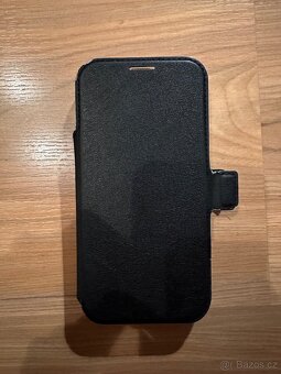 Flipové pouzdro na iPhone 14Pro - 3