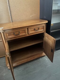 Komoda - 3