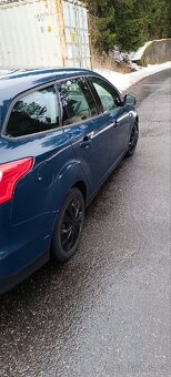 Ford Fokus Kombi Nafta - 3