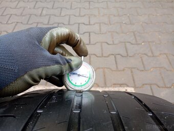 245/40/19 letní pneu bridgestone - 3