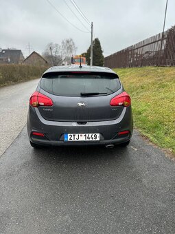 Kia Ceed 1.6crdi - 3