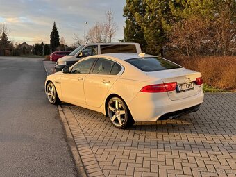 Jaguar XE, 2.0 D AWD, 132 KW, 180 KM - 3