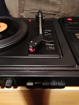 Magnetofon s gramofonem Tesla - 3