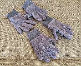Mix dívčích rukavic - cca do 8-9 let - 3