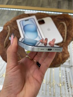 iPhone 15, 128 GB - 3