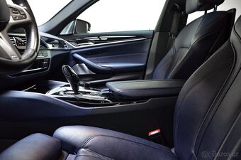 BMW M550i xDrive 340kW - 3