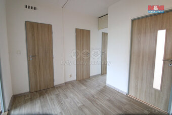 Pronájem bytu 2+1, 62 m², Orlová, ul. Masarykova třída - 3