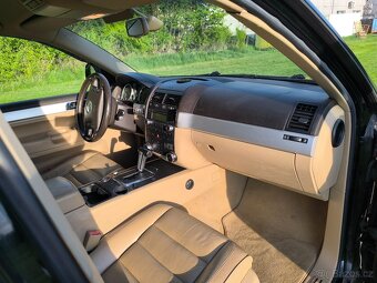 VW Touareg 3.2 - Nová STK - 3