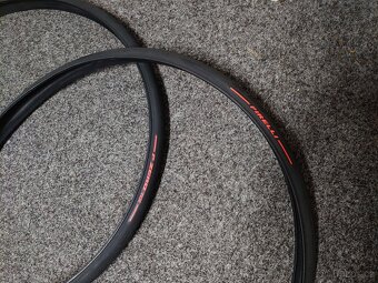 Pláště Pirelli - 3