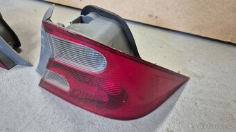 Honda Civic 7g coupe: zadní světlomety - 3
