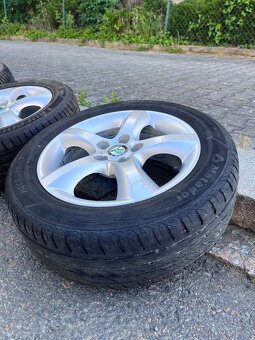 Letní kola Škoda Roomster 5x100 15" 195/55 alu disky + pneu - 3