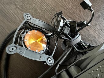 NZXT KRAKEN 360 - pouze INTEL - 3