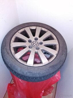 Alu kola pasát b6 - 3