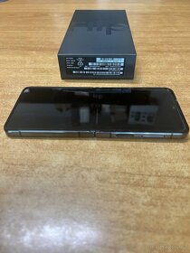 Samsung Galaxy Z Flip 4 256 GB - 3
