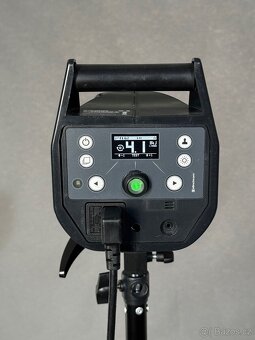 Studiový blesk Elinchrom ELC Pro HD 1000 - 3