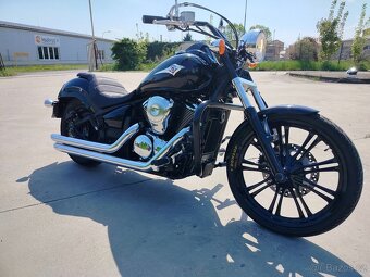 Kawasaki VN 900 custom - 3