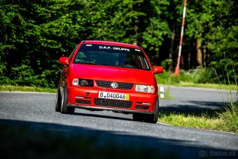 Závodní Volkswagen Polo 6N1 - 3