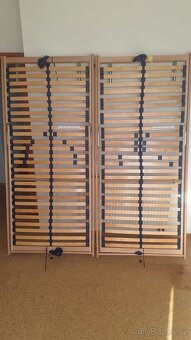 Čalouněná manželská postel - 3