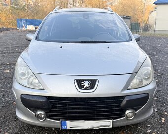 Peugeot 307 SW 5-7 míst 2.0 HDI 100 kw vyborný stav - 3