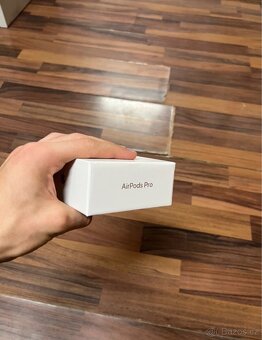 Apple AirPods 2 pro - 3