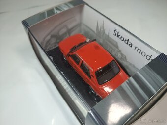 Abrex model 1/43 Škoda 120L v barvě červené - 3