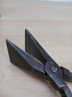 Kované klempířské komínové kleště - 3