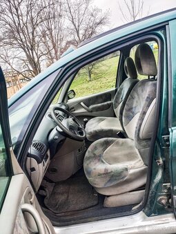 Prodám Citroën Xsara Picasso, r.v. 2002. - 3