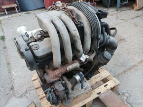 Díly motoru VW LT 2,5 tdi 80kw - 3