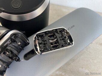 Braun S9 PRO+ (čistiace stanica, cestovné puzdro, adaptér) - 3