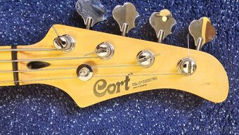 Prodám bass kytaru CORT barva Tobacco-burst - 3