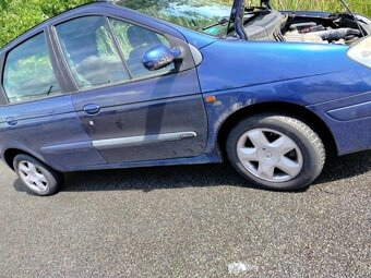 Renault scenic 1.6 16 V zachovale celek cen 8 tis - 3