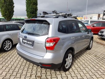 Subaru Forester 4×4 2,0i 110 KW AC STK - 3