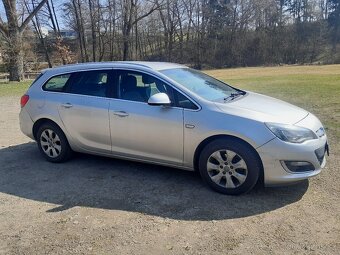 Opel Astra 1.7 cdti combi - 3
