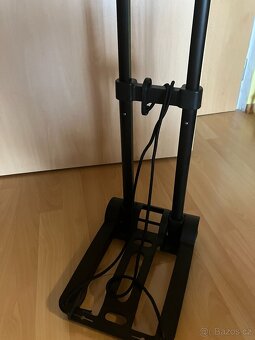 Praktický vozík na kolečkách - 3