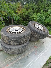 Kola vwt5, 215/65r16 - 3