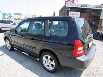 Subaru Forester 2.0i 92kW 4x4, 1.majitel, servisní kniha - 3