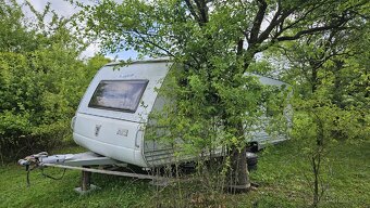Obytný přívěs karavan Tabbert 655 - 3