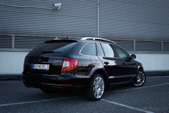 Škoda Superb Combi 2.0 TDI CR 4x4 170k Elegance - 3