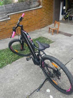 DÁMSKÉ HORSKÉ ELEKTROKOLO MAXBIKE TORVI ČERNO RUŽOVÁ - 3