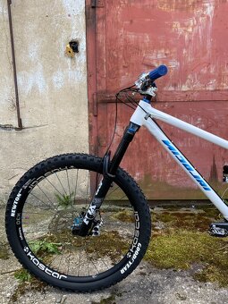 Prodám enduro kolo Nicolai Saturn 16 - velikost M - 3